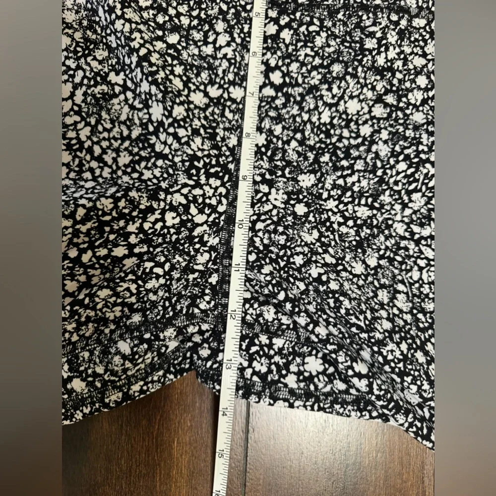 NWOT Lululemon Align High-Rise Pant 25" Venture Floral Alpine White Black - Picture 6 of 10